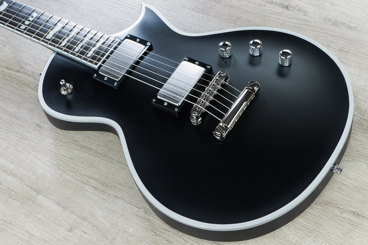 Esp E Ii Eclipse Bb Electric Guitar Ebony Fingerboard Hard Case Black Satin B Stock