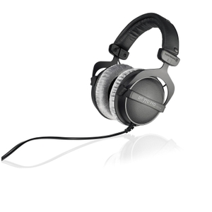 beyerdynamic dt 770 pro audio monitoring headphones 250 ohms