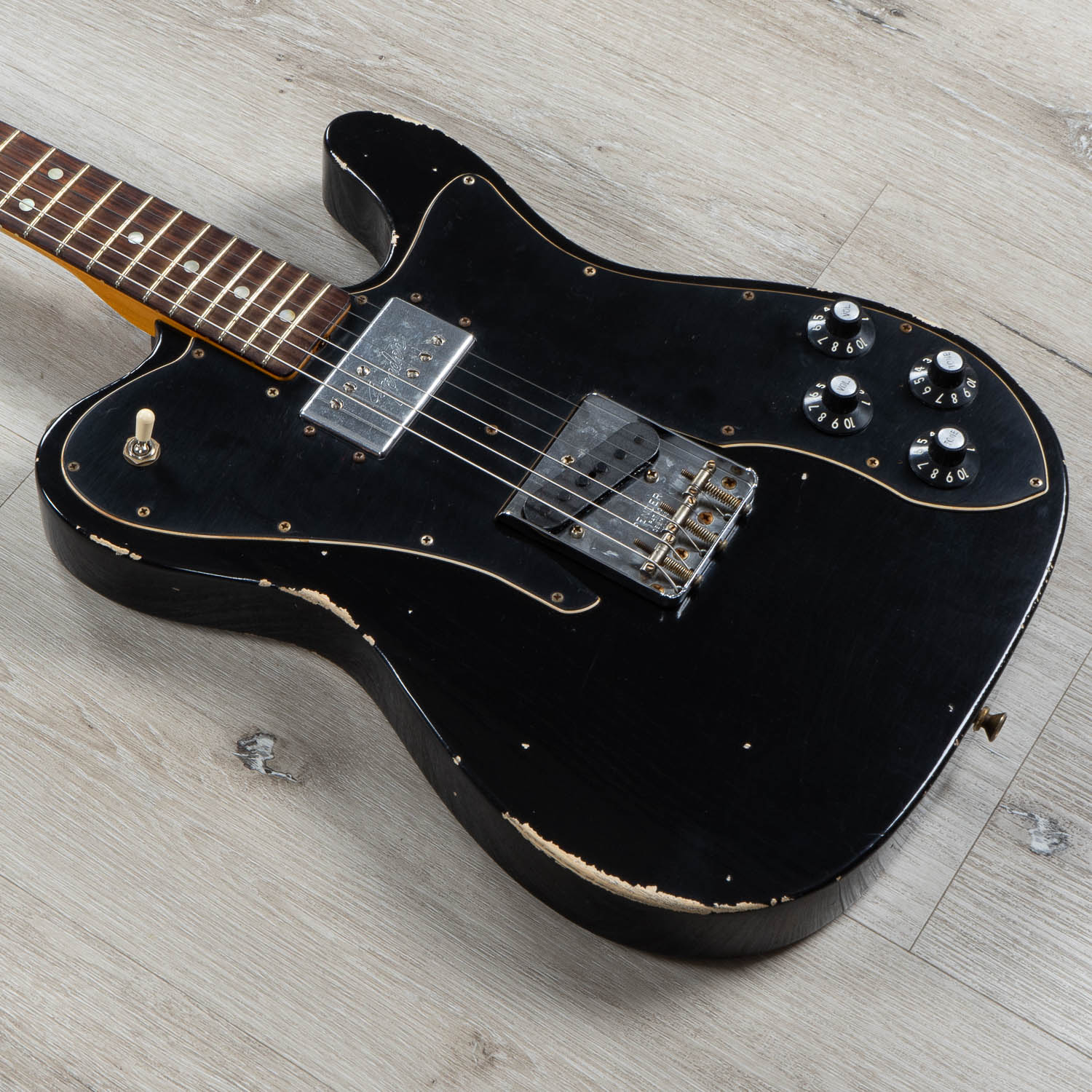 Tentacle suddenly above Fender Custom Shop LTD 70s Telecaster Custom Relic Guitar, Rosewood  Fingerboard, Black