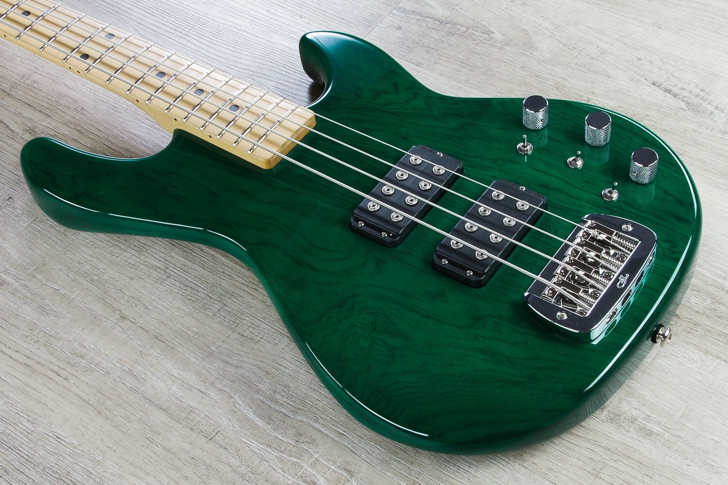 G L Usa L 2000 4 String Electric Bass Maple Fingerboard Hard Case Clear Forest Green